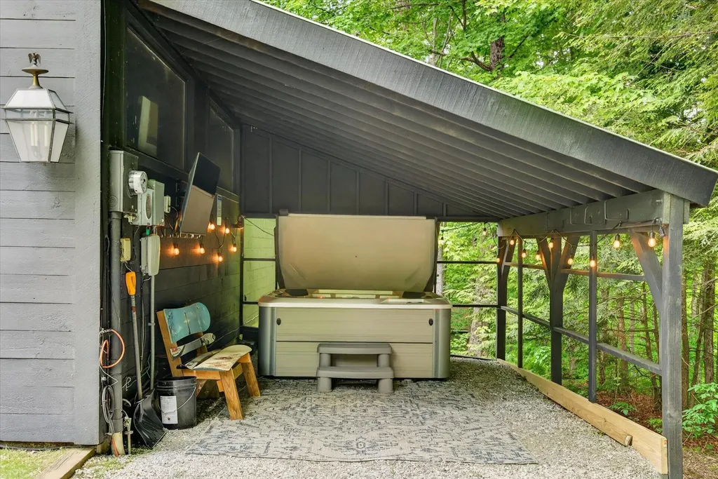 309 Ladyslipper Lane Killington VT 05751