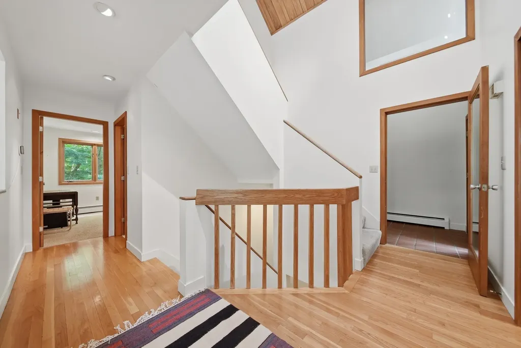 10 Eaton Road Amherst NH 03031