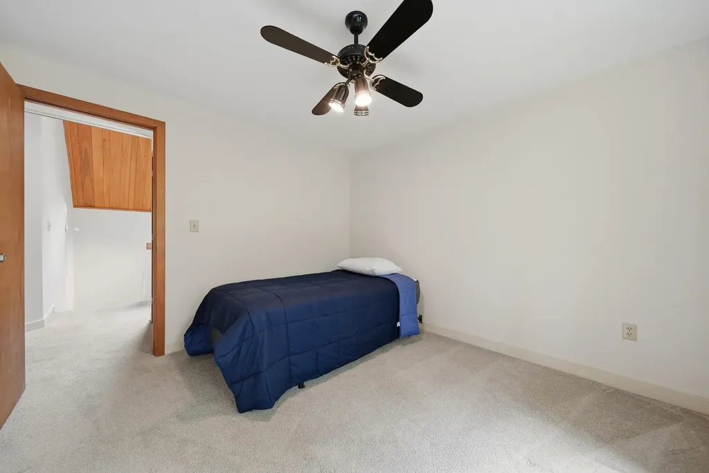 10 Eaton Road Amherst NH 03031