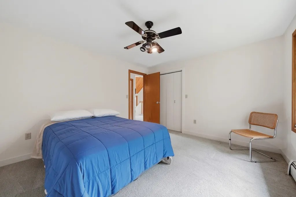 10 Eaton Road Amherst NH 03031