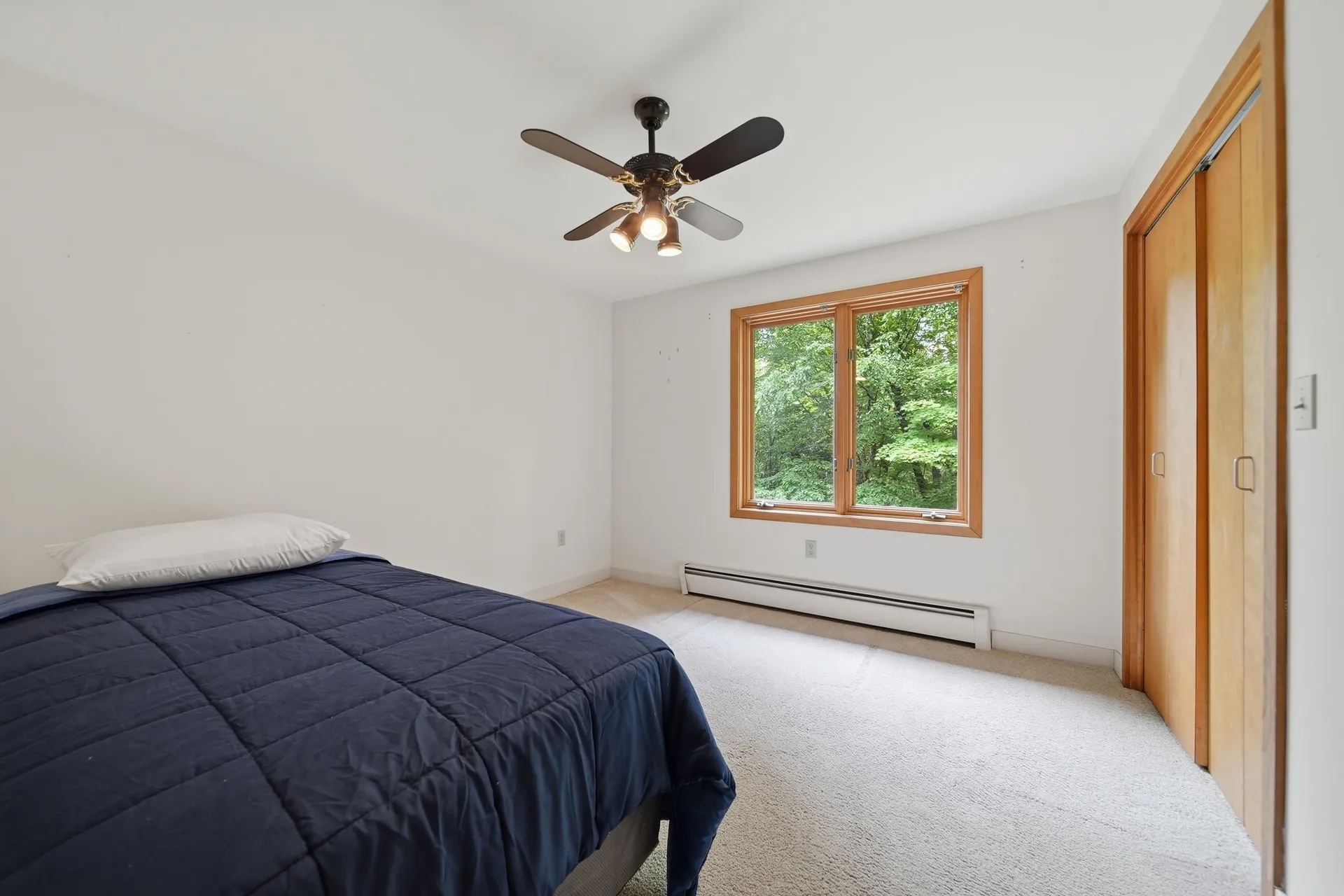10 Eaton Road Amherst NH 03031