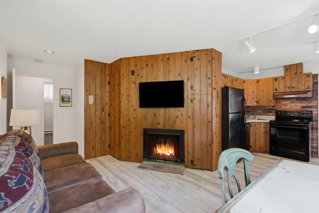 19 Winhall Condo Road Winhall VT 05340