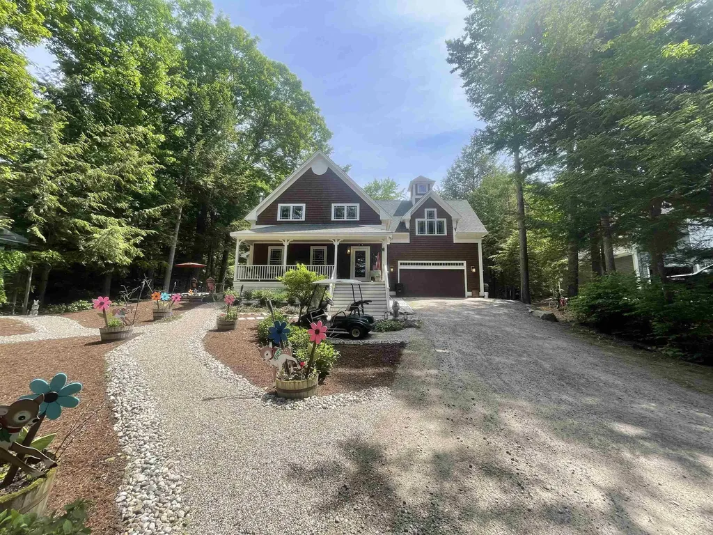 56 Kings Pine Road Wolfeboro NH 03894