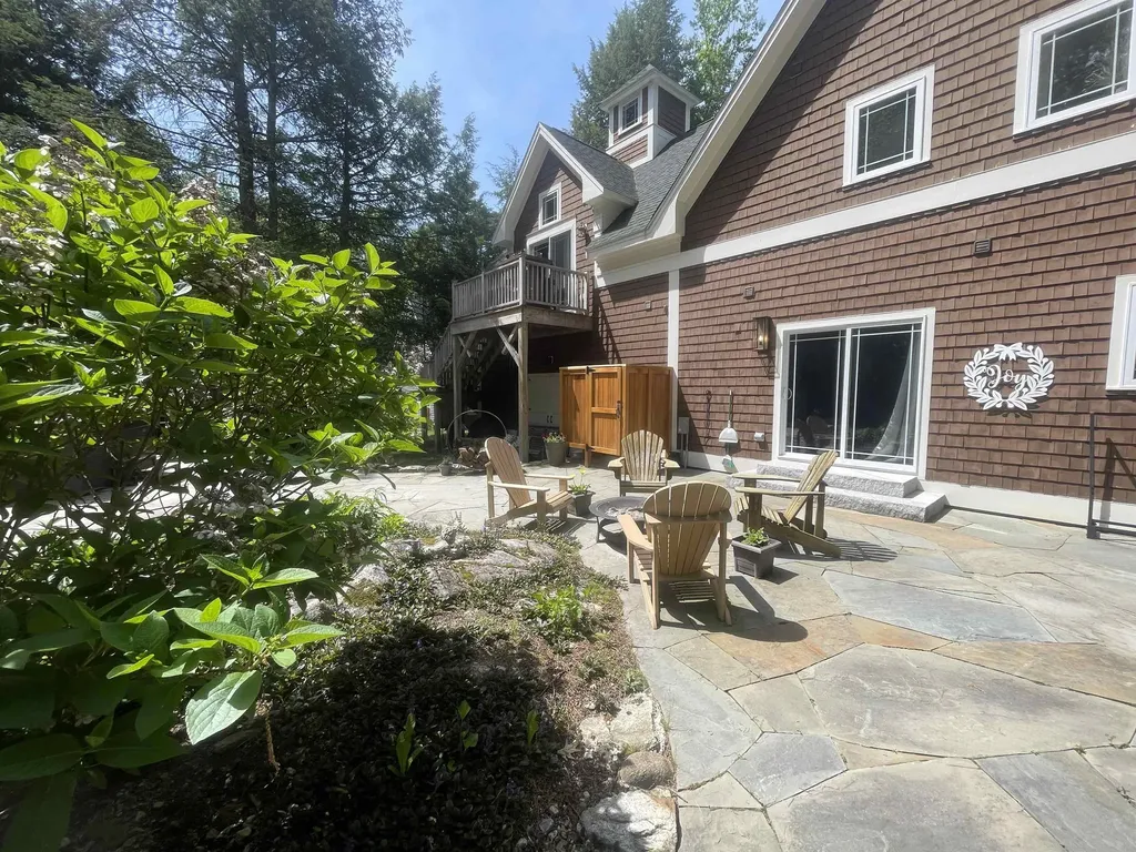 56 Kings Pine Road Wolfeboro NH 03894