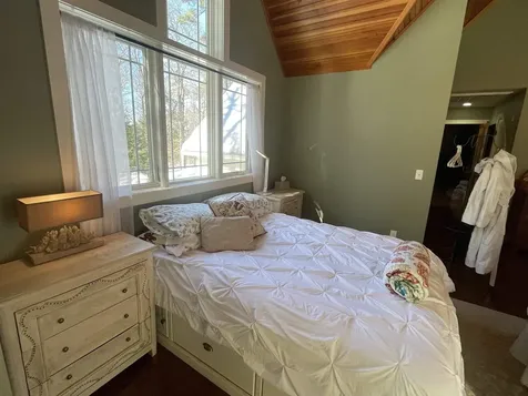 56 Kings Pine Road Wolfeboro NH 03894