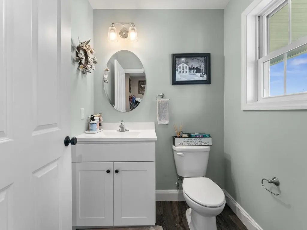 143 Commodore Drive Vergennes VT 05491