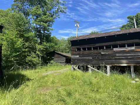 43 Vt Rte 17 Route Waitsfield VT 05673