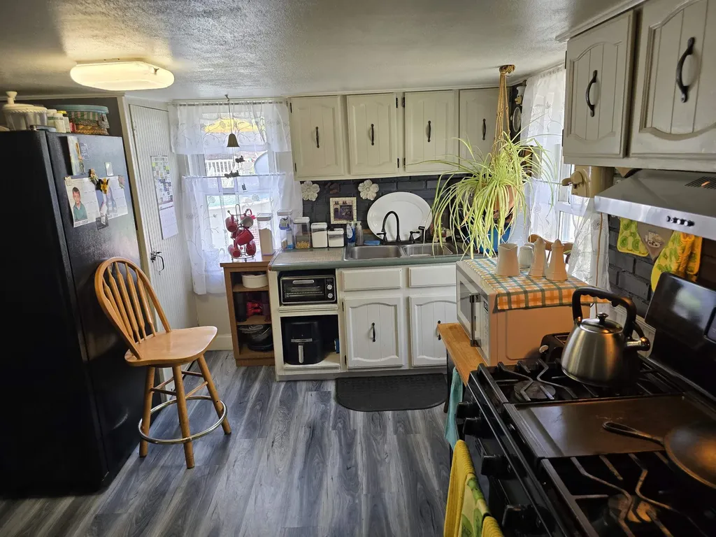 22 Rines Road Wakefield NH 03872