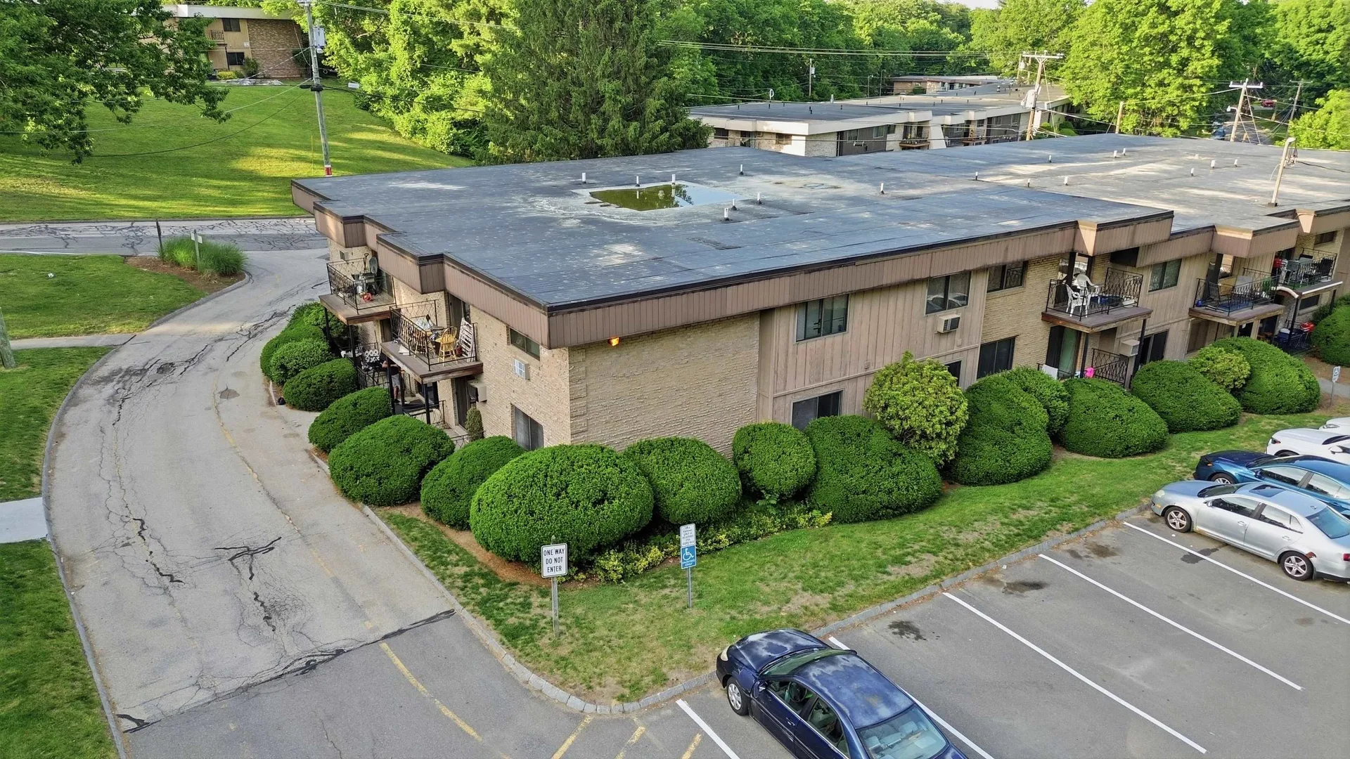 8 Strawberry Bank Road Nashua NH 03062