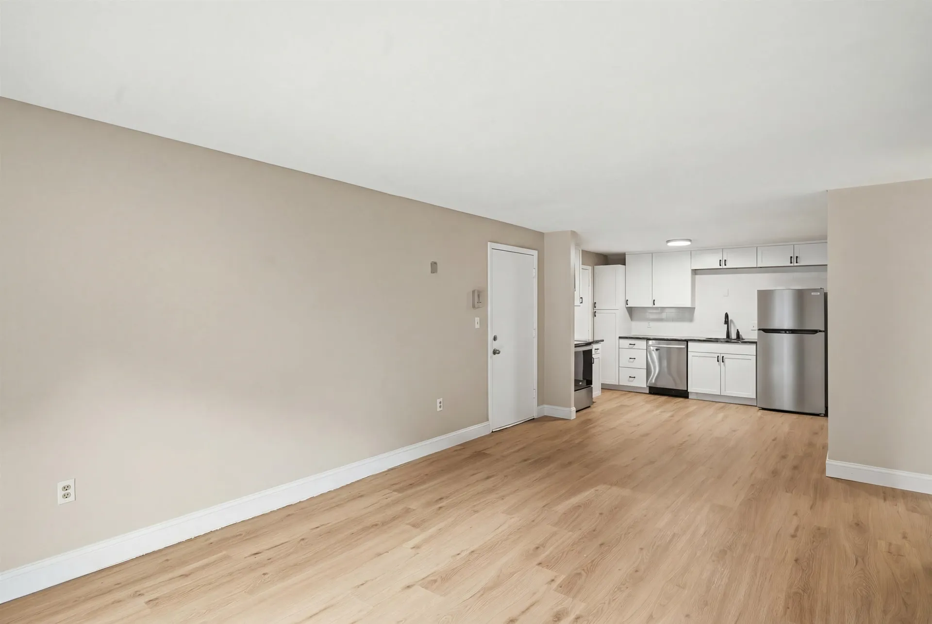 8 Strawberry Bank Road Nashua NH 03062