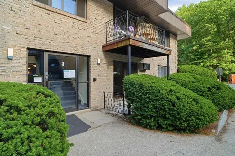 8 Strawberry Bank Road Nashua NH 03062