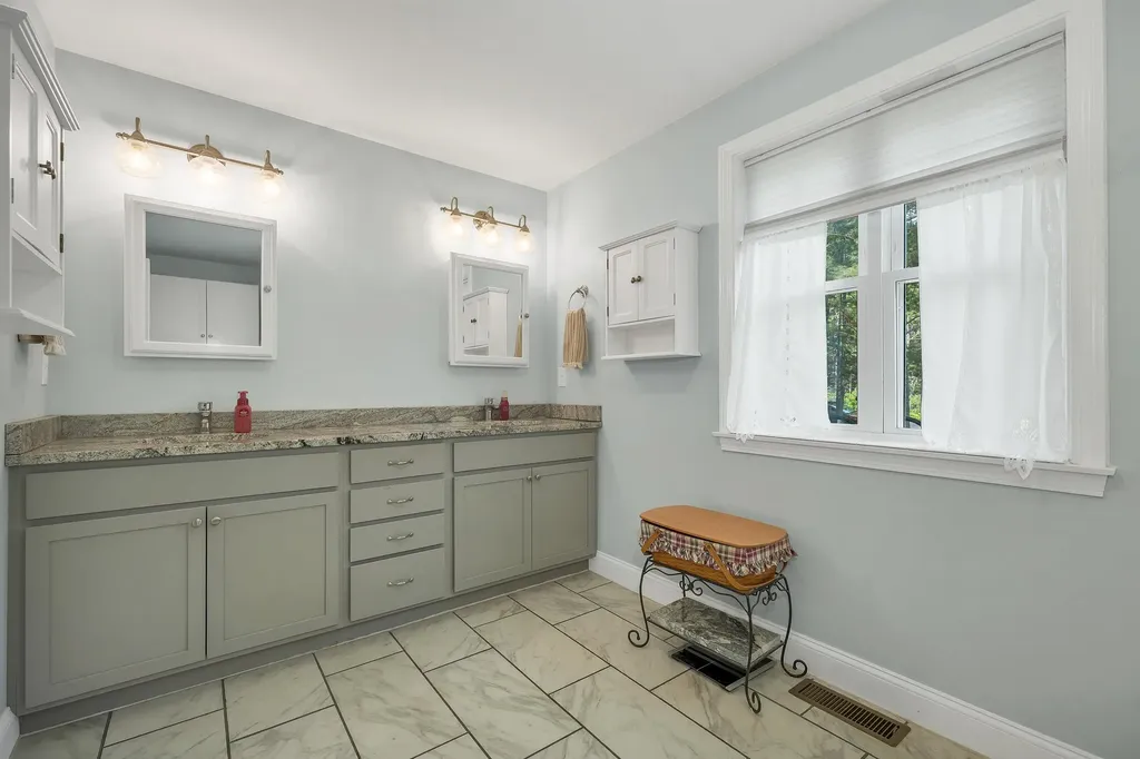193 Stag Drive Madison NH 03875