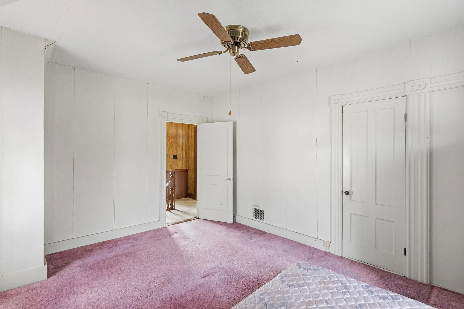 16 Sylvester Street Manchester NH 03102