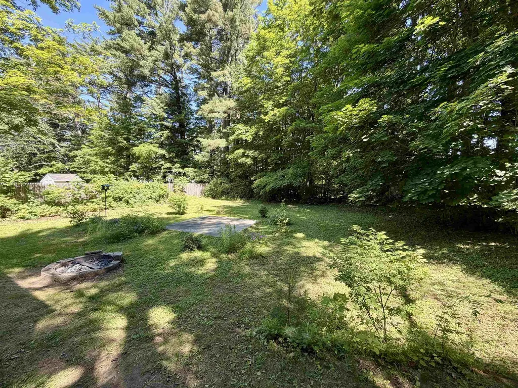 61 Maple Street Somersworth NH 03878