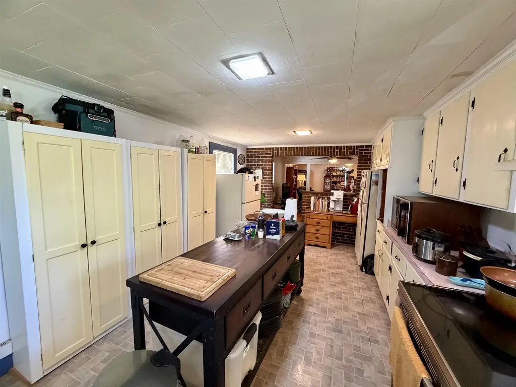 61 Maple Street Somersworth NH 03878