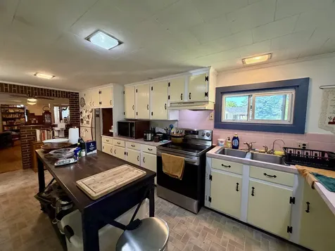 61 Maple Street Somersworth NH 03878