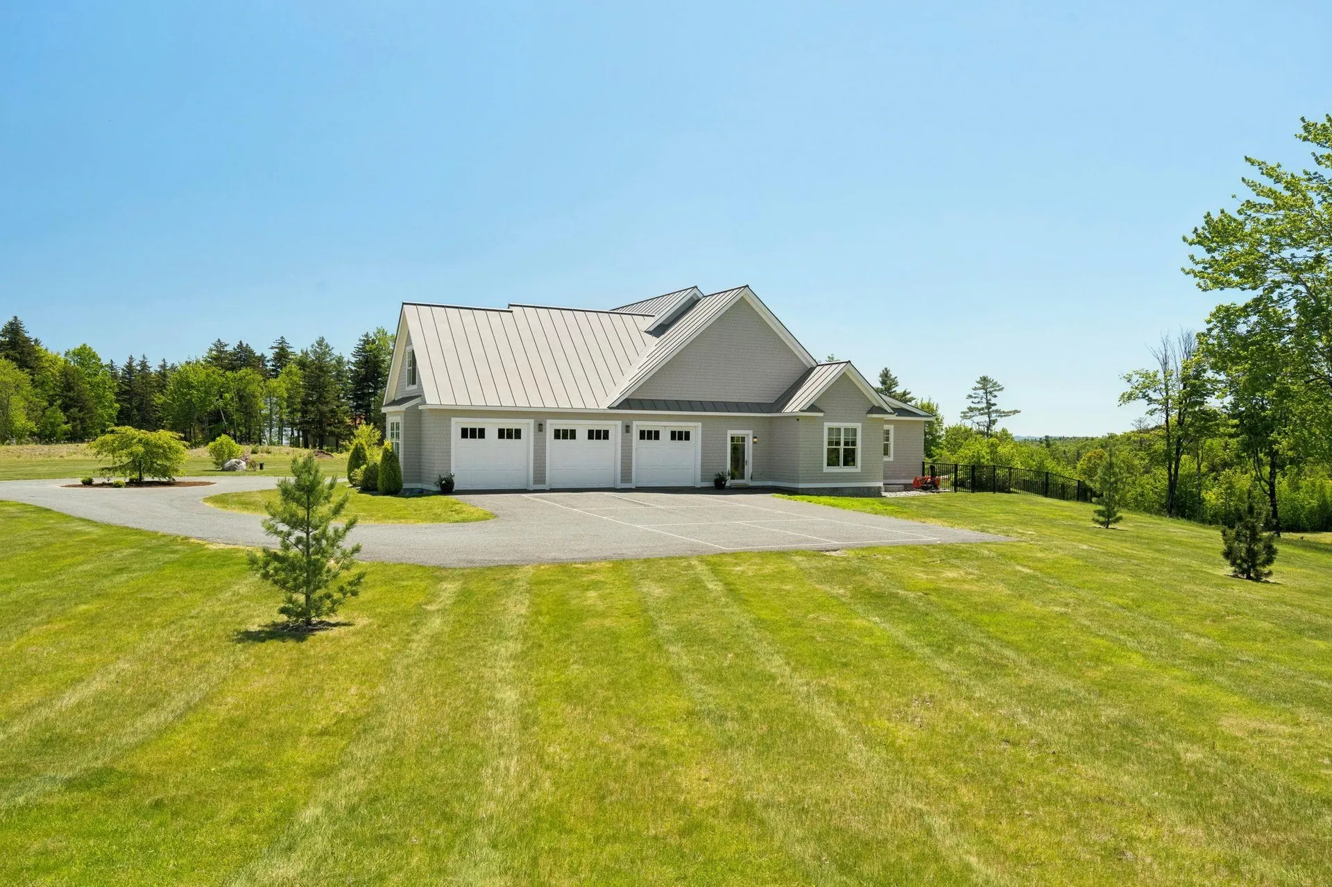 125 Summit Road Sutton NH 03260