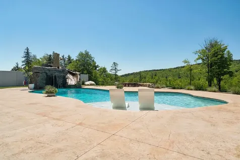 125 Summit Road Sutton NH 03260