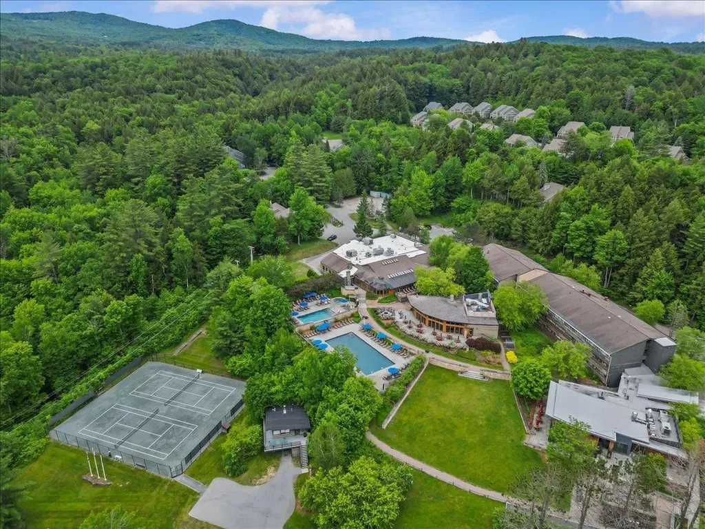 277 Topnotch Drive Stowe VT 05672