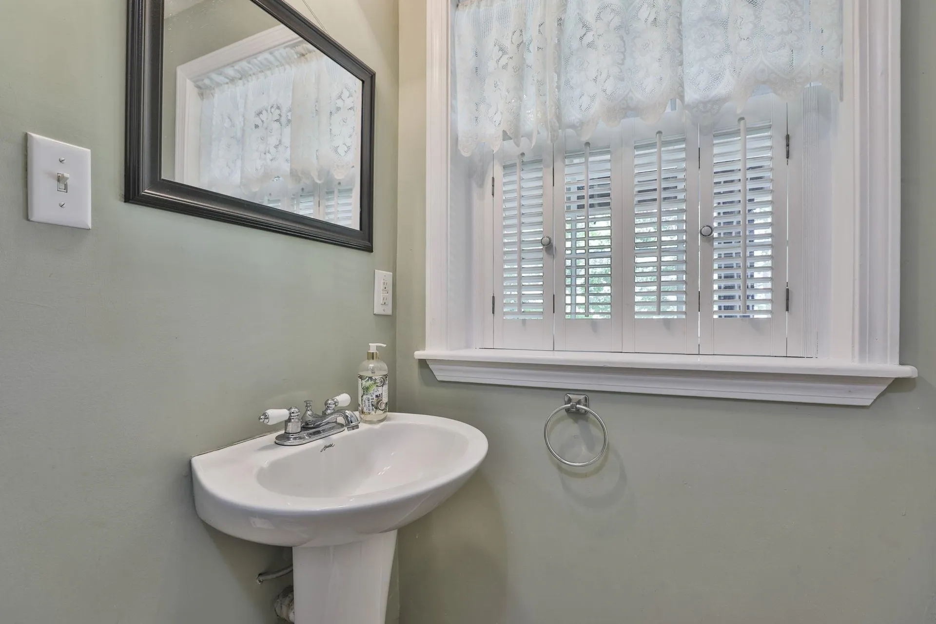 10 Sargent Road Brookline NH 03033