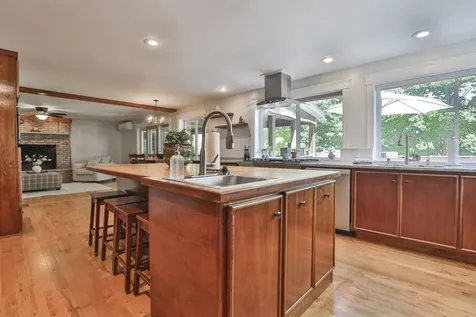 10 Sargent Road Brookline NH 03033