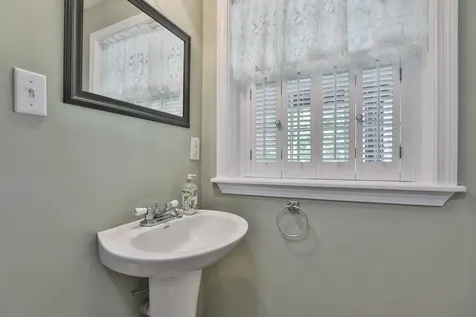 10 Sargent Road Brookline NH 03033