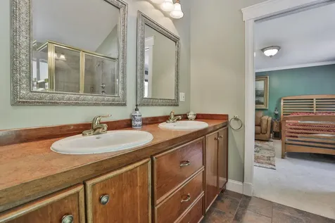 10 Sargent Road Brookline NH 03033