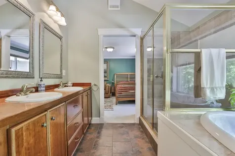 10 Sargent Road Brookline NH 03033