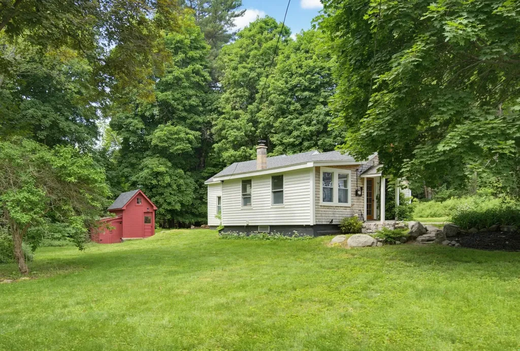 181 Kearsarge Way Portsmouth NH 03801