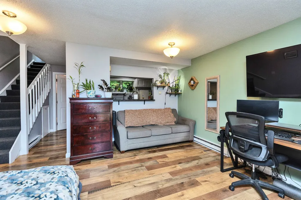 10 Onset Road Bennington NH 03442