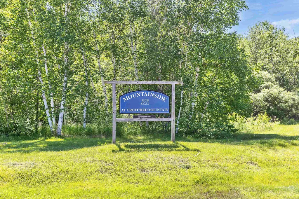 10 Onset Road Bennington NH 03442