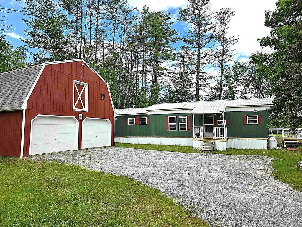 33 Sanborn Road Plymouth NH 03264