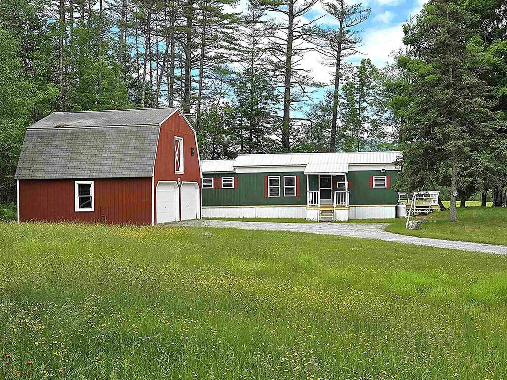 33 Sanborn Road Plymouth NH 03264