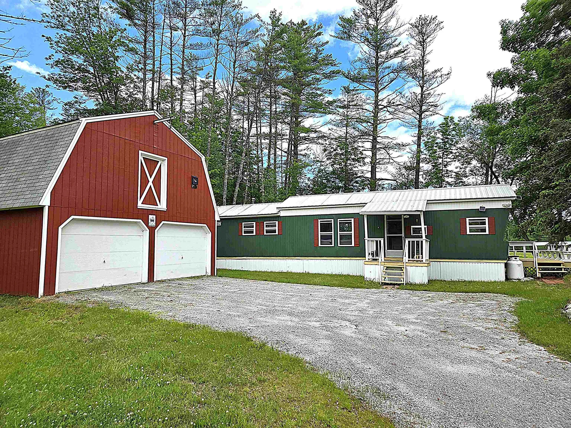 33 Sanborn Road Plymouth NH 03264
