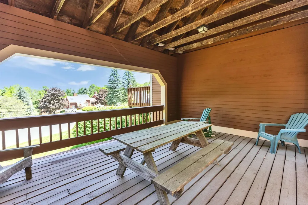 10 Onset Road Bennington NH 03442