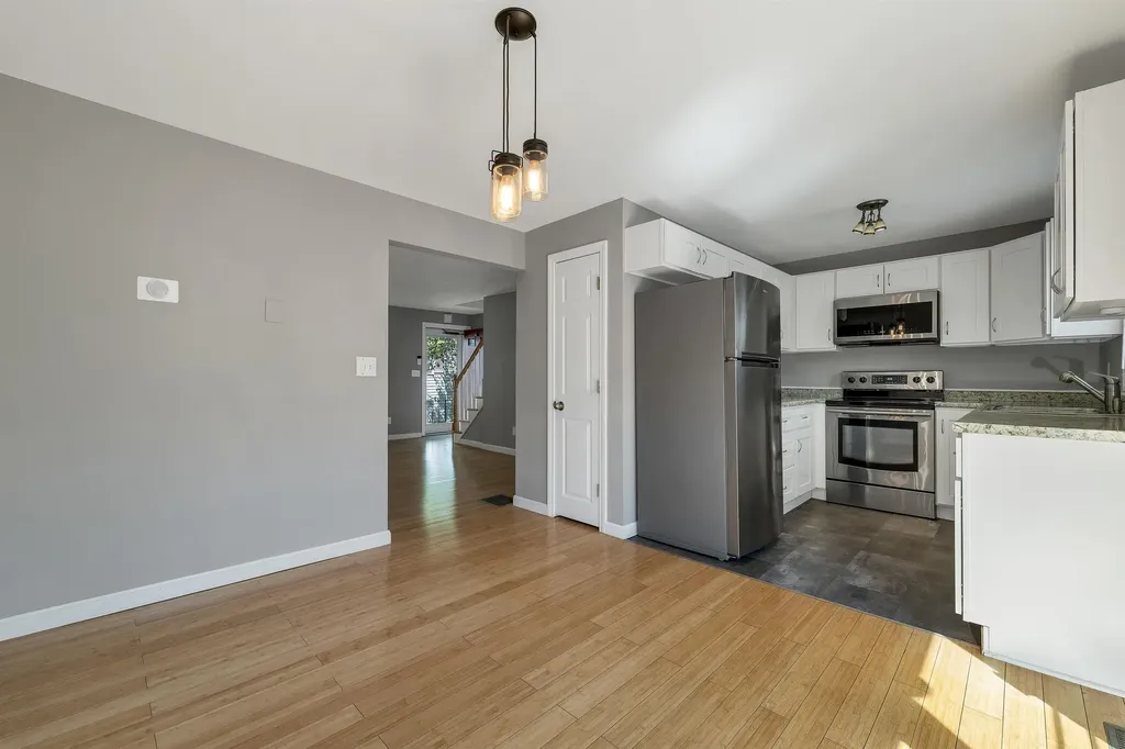 94 Beech Hill Avenue Manchester NH 03103