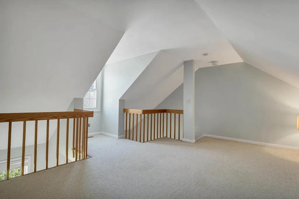 94 Beech Hill Avenue Manchester NH 03103