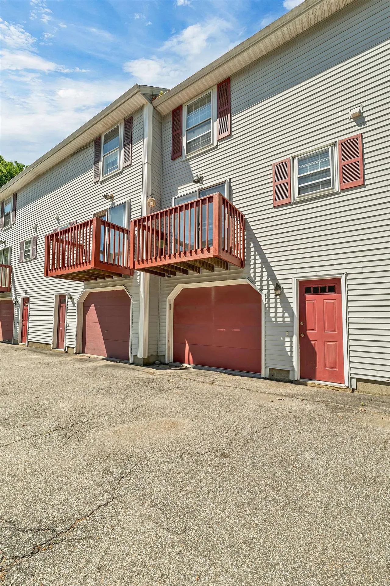 94 Beech Hill Avenue Manchester NH 03103