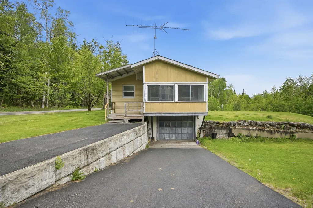 461 Coventry Road Benton NH 03785