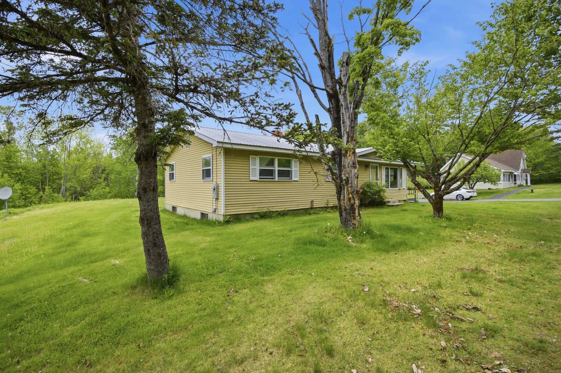 461 Coventry Road Benton NH 03785