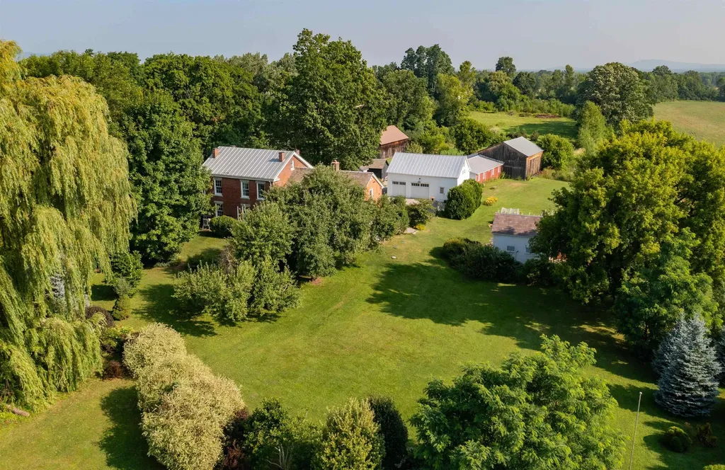 888 Botsford Road Ferrisburgh VT 05456