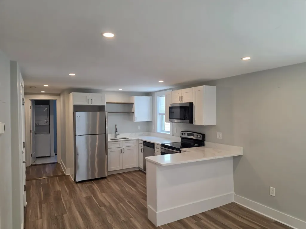 3 St John Street Dover NH 03820