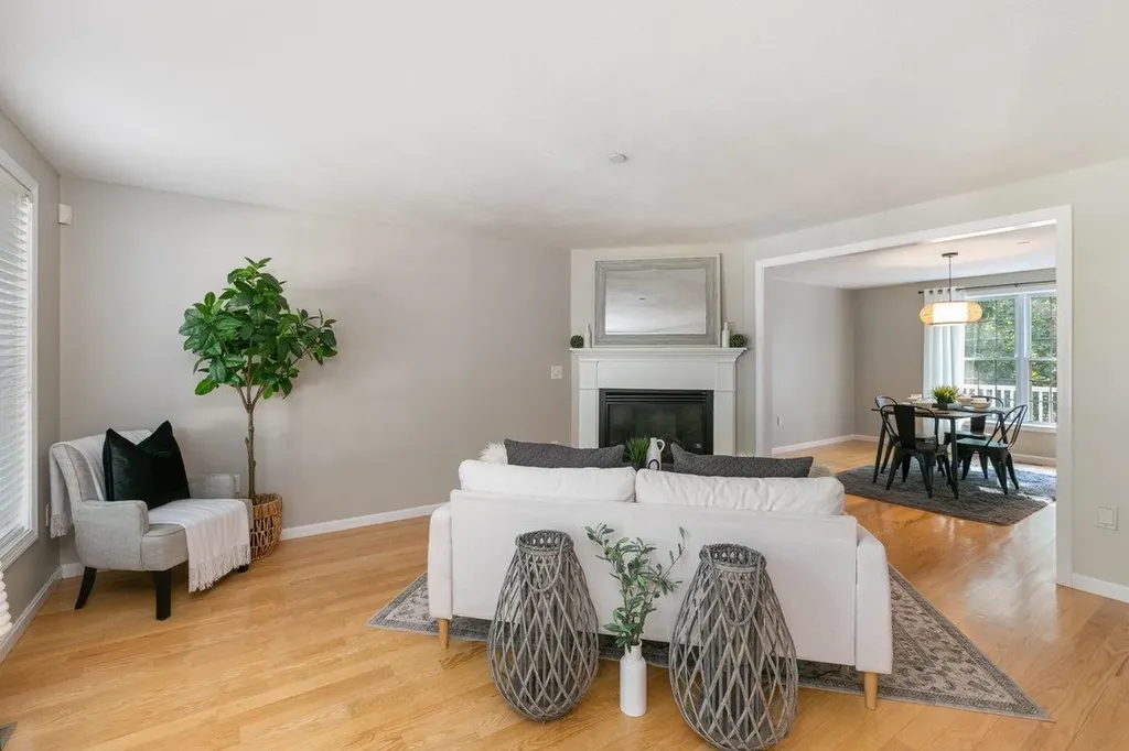 11 Pentucket Court Atkinson NH 03811