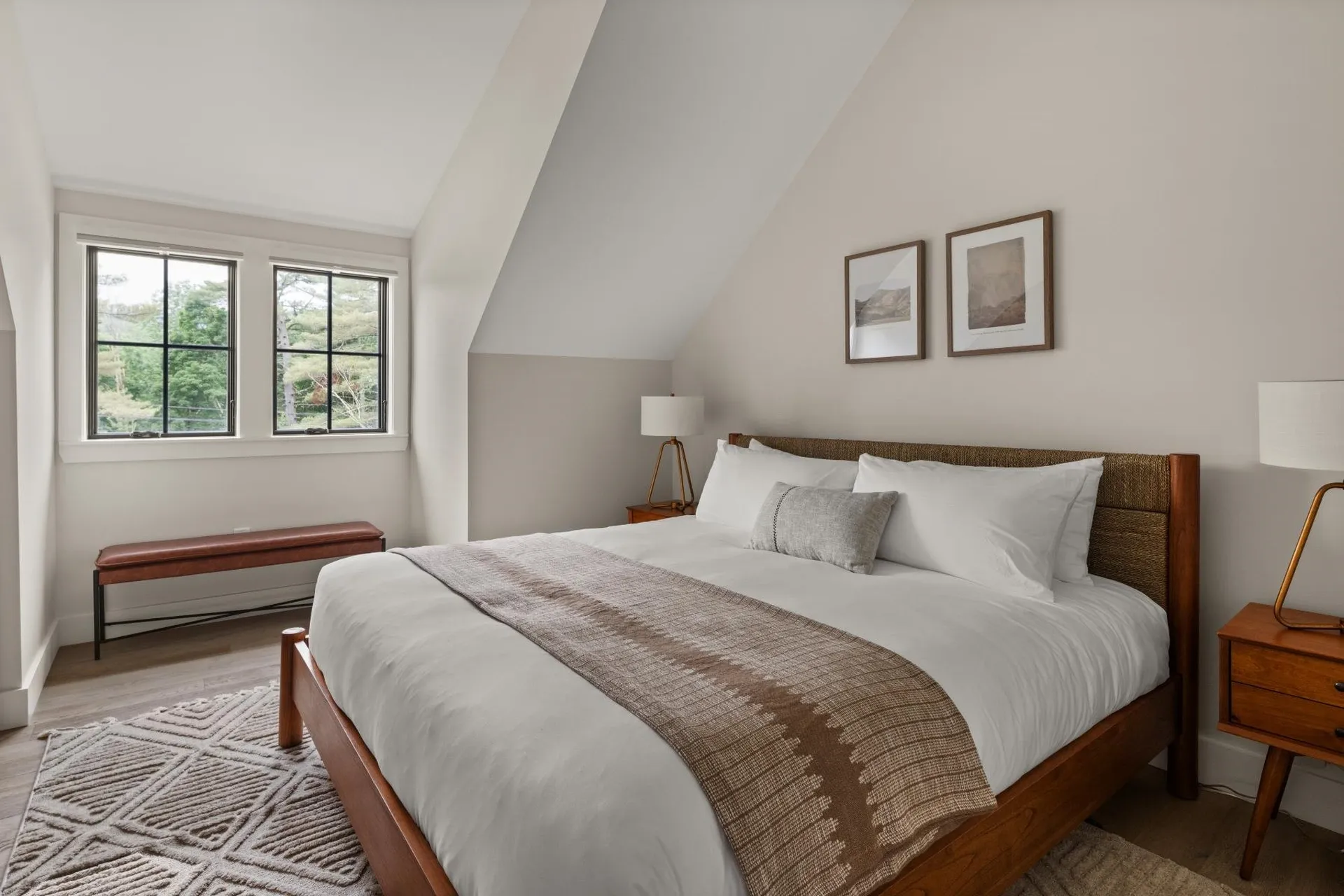 28-C Landing Circle Stowe VT 05672