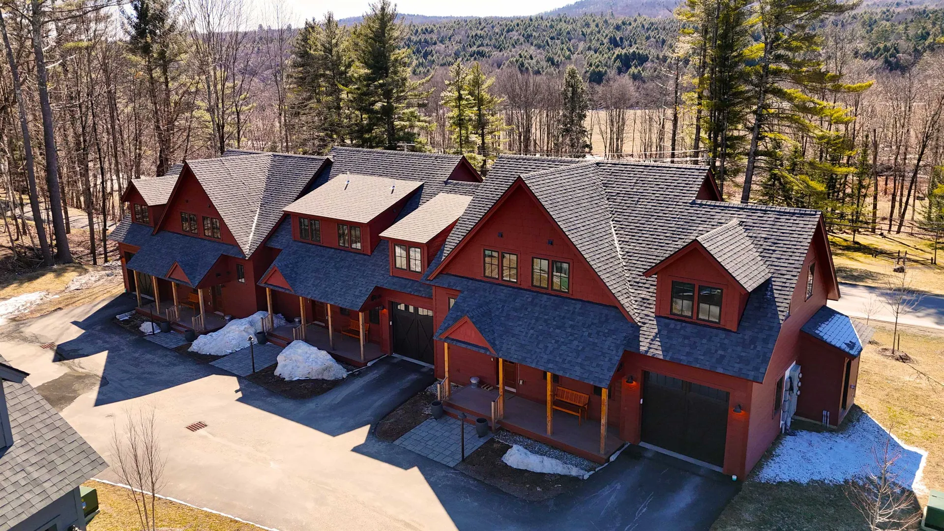28-C Landing Circle Stowe VT 05672