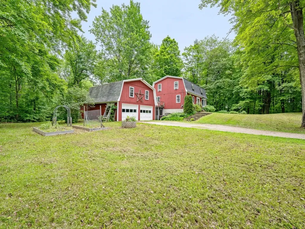 1128 Hardscrabble Road Bristol VT 05443