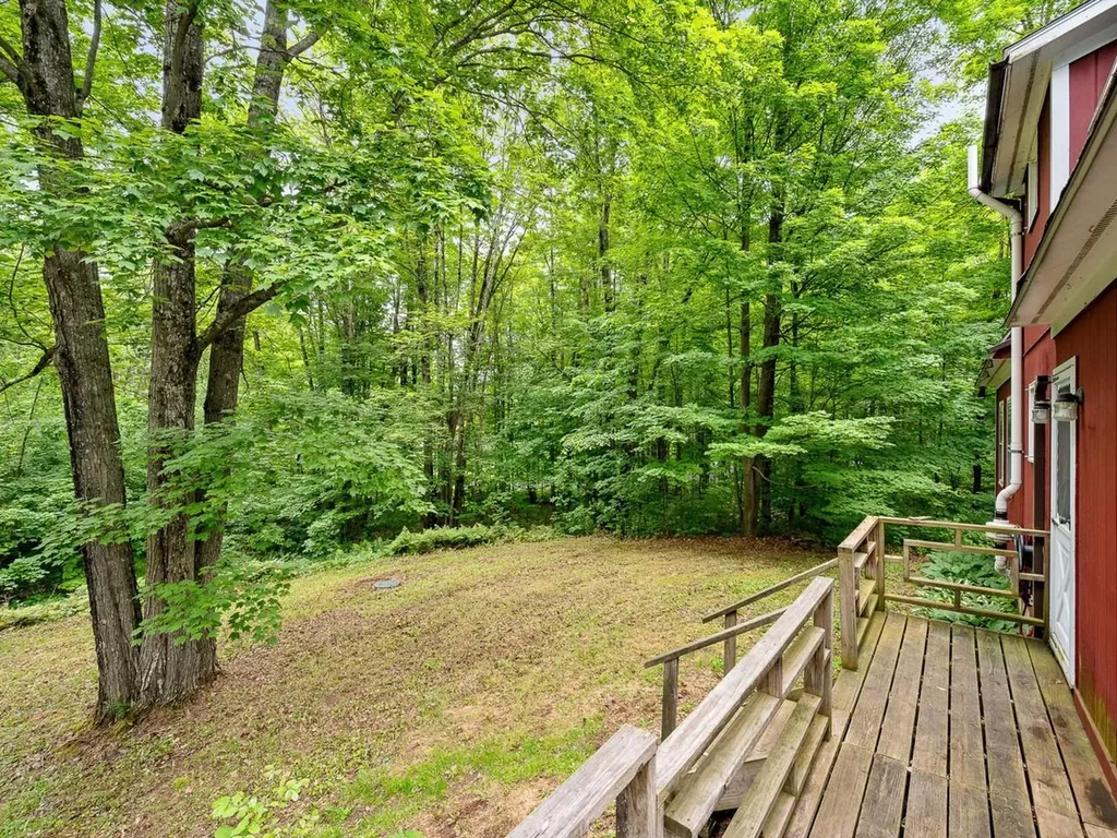 1128 Hardscrabble Road Bristol VT 05443