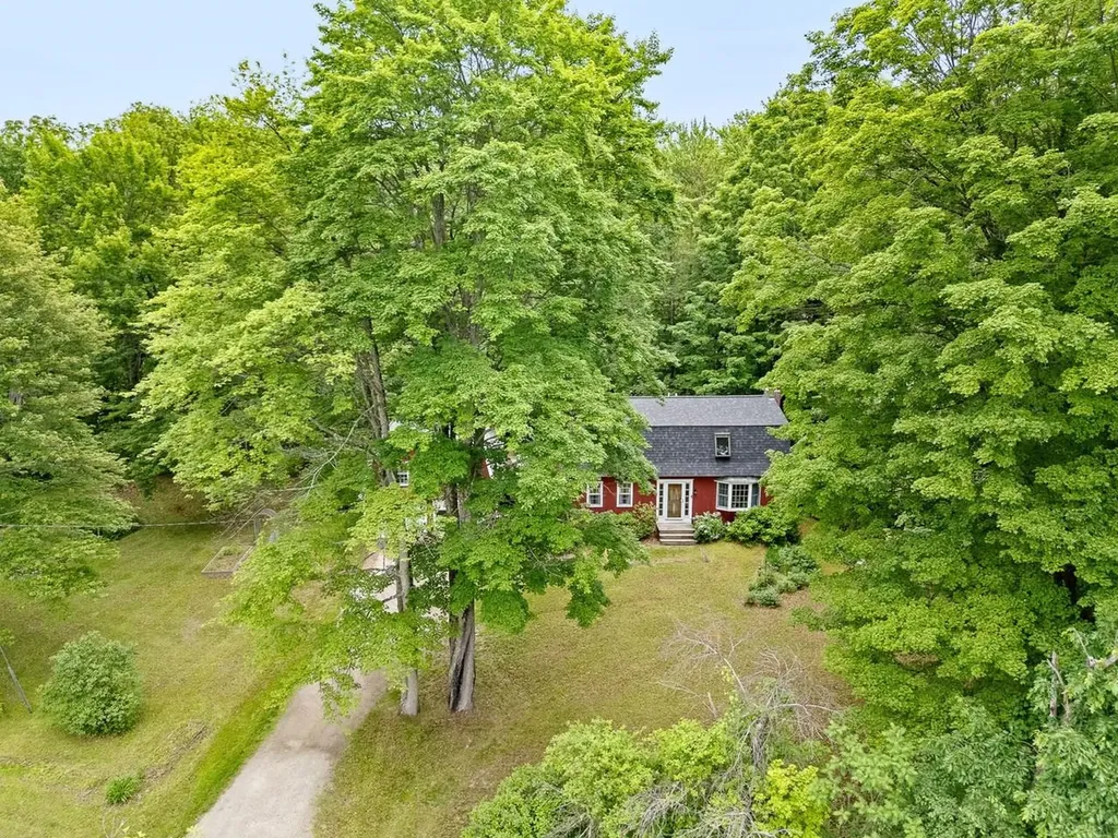 1128 Hardscrabble Road Bristol VT 05443