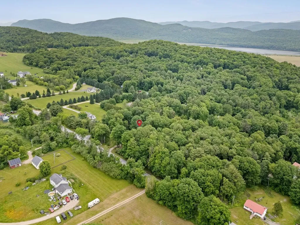 1128 Hardscrabble Road Bristol VT 05443