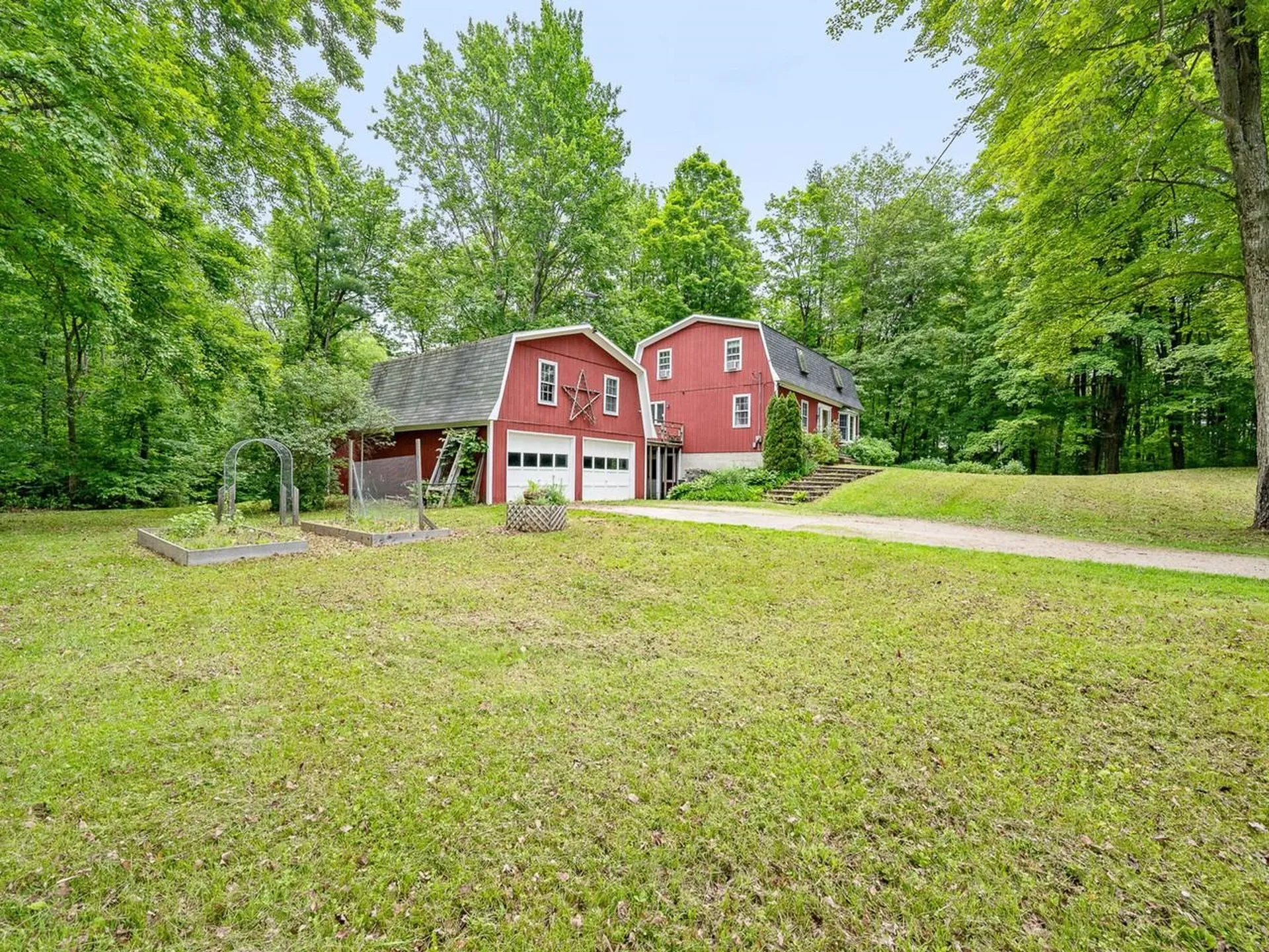 1128 Hardscrabble Road Bristol VT 05443